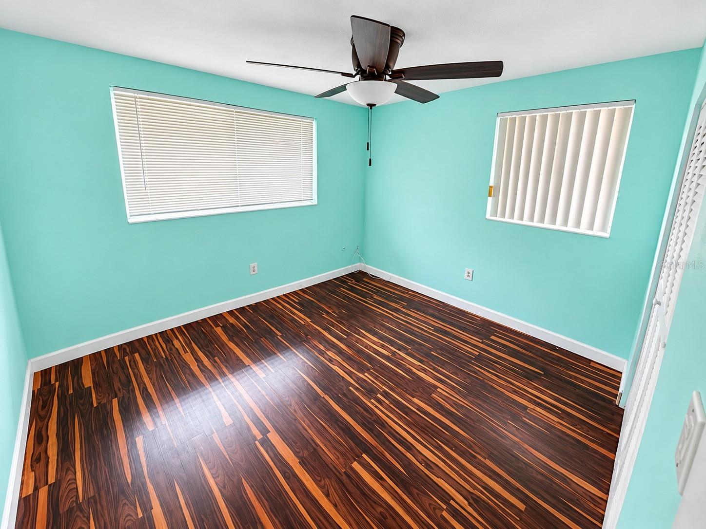 7529 REDCOAT AVE — photo 13
