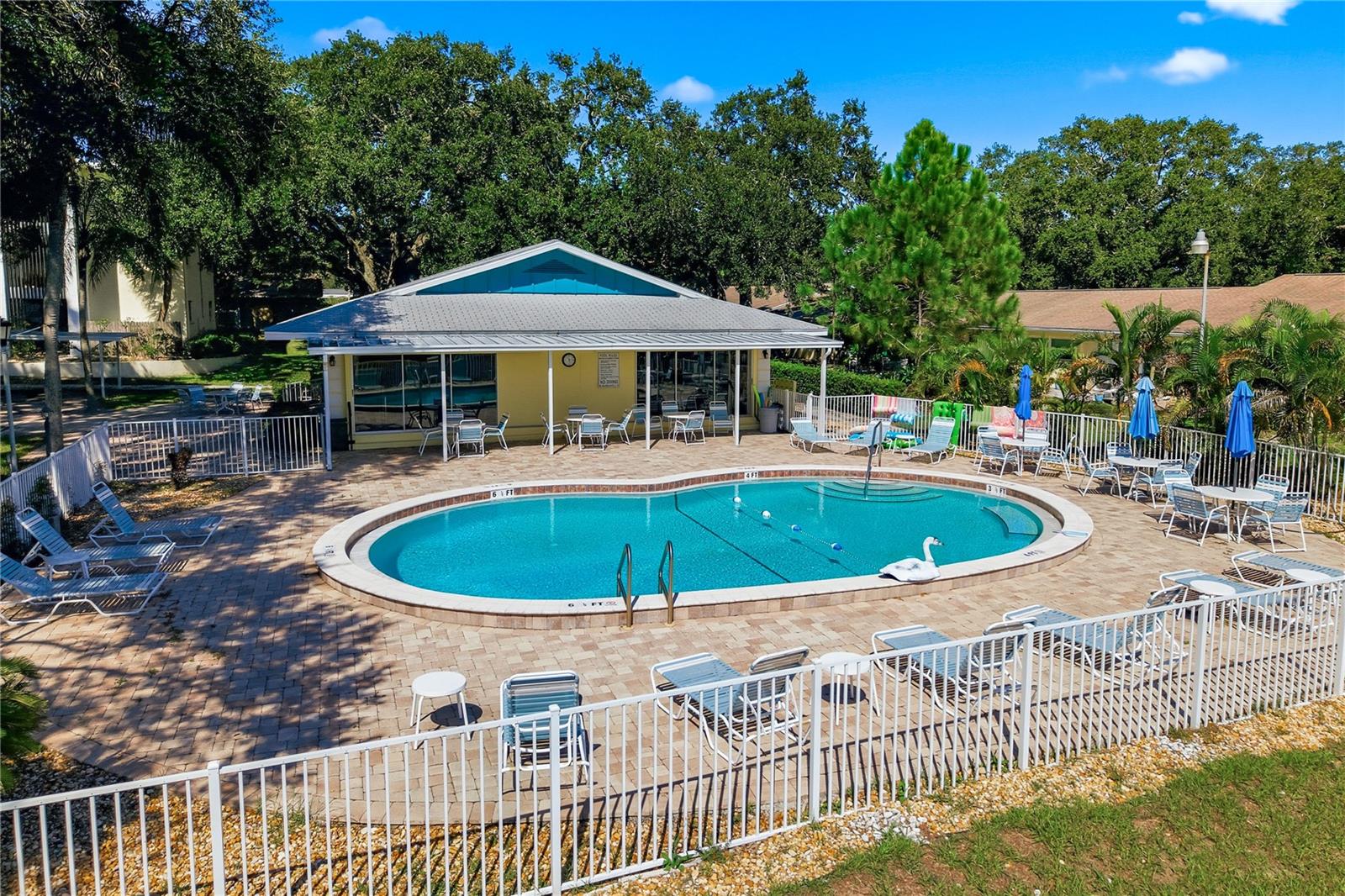 821 DELEON CT #109 — photo 31