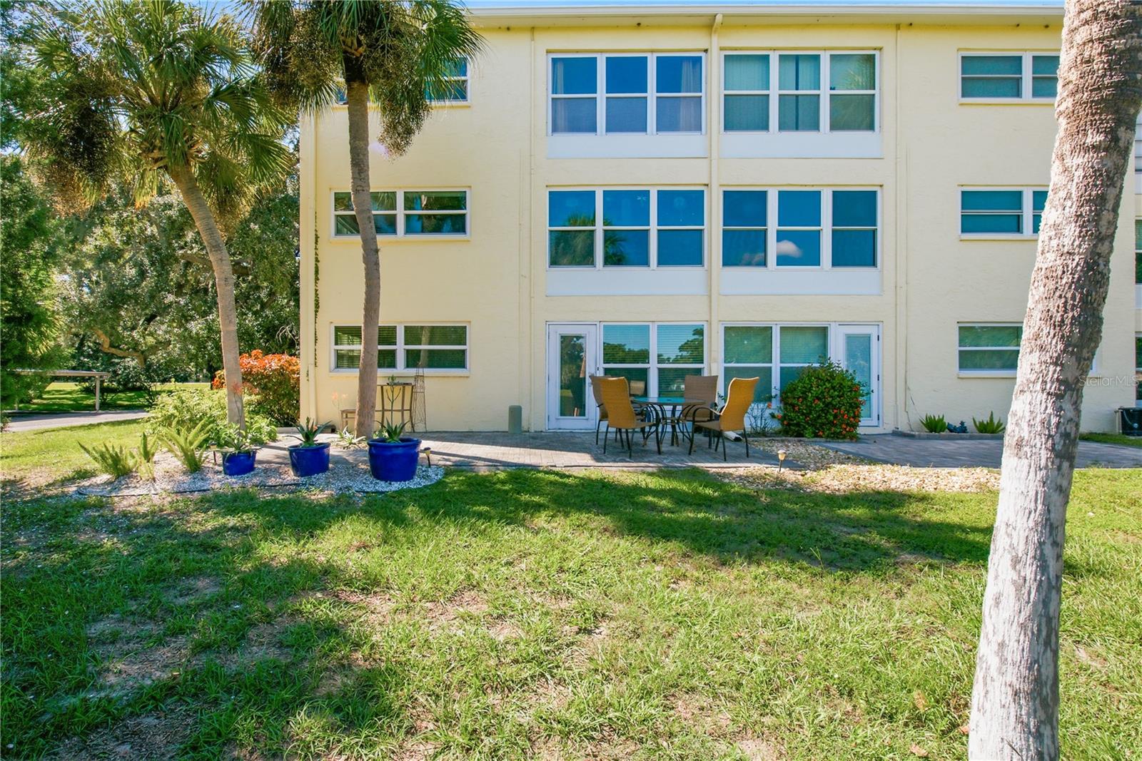 821 DELEON CT #109 — photo 35