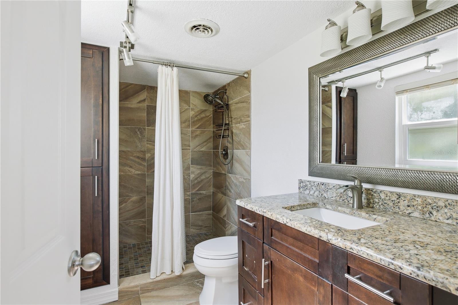 821 DELEON CT #109 — photo 23