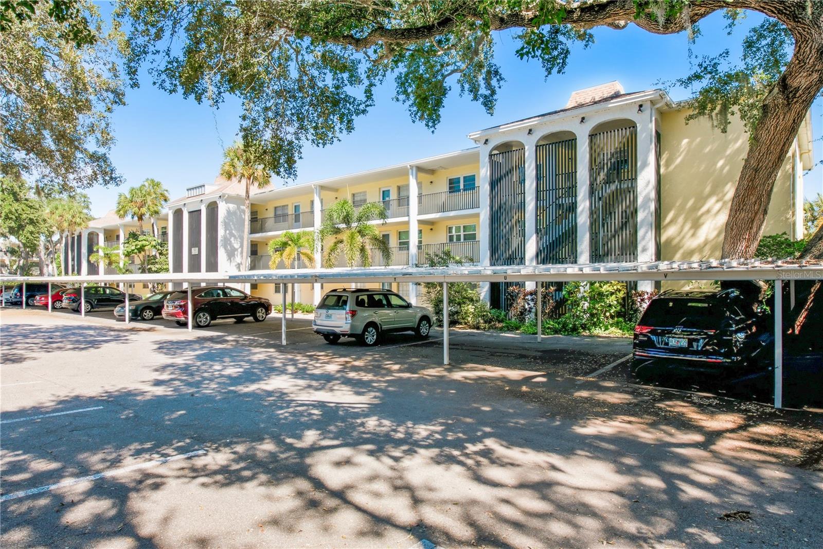 821 DELEON CT #109 — photo 48