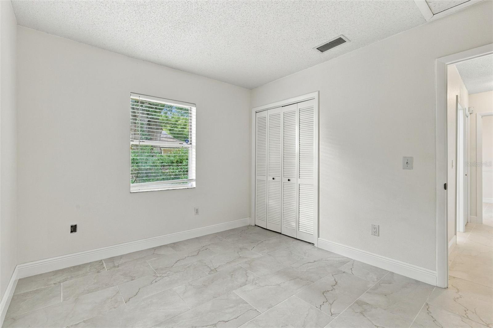 18306 CRAWLEY RD — photo 24