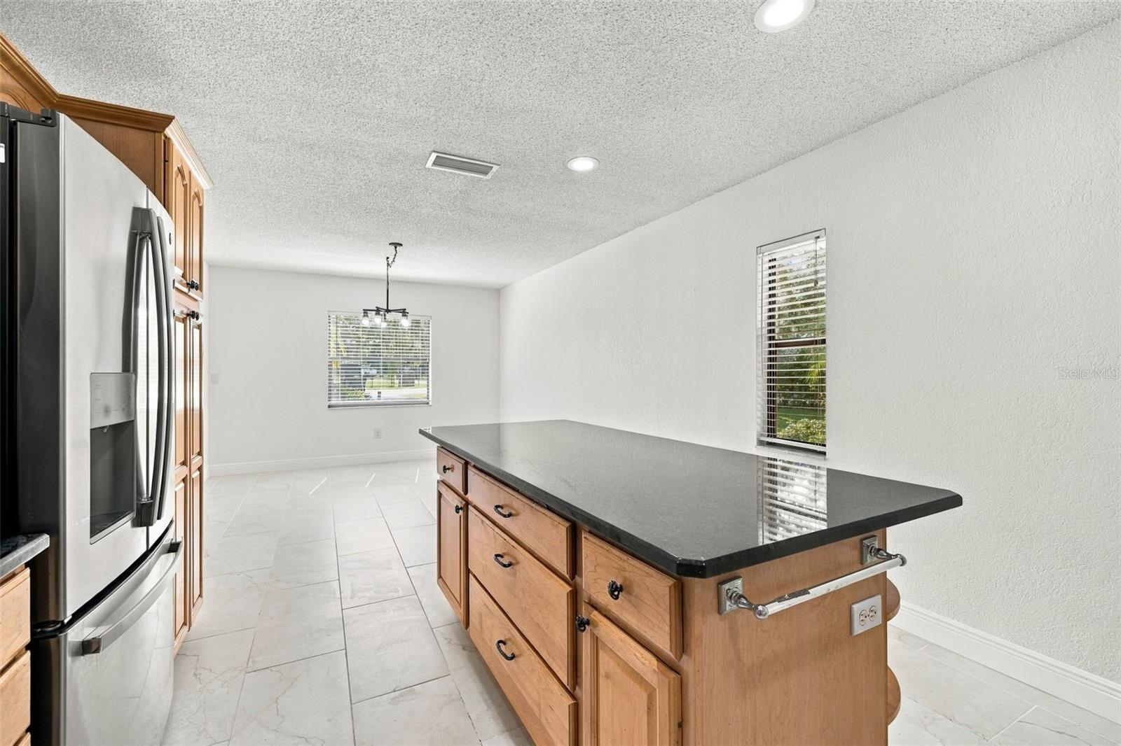 18306 CRAWLEY RD — photo 12