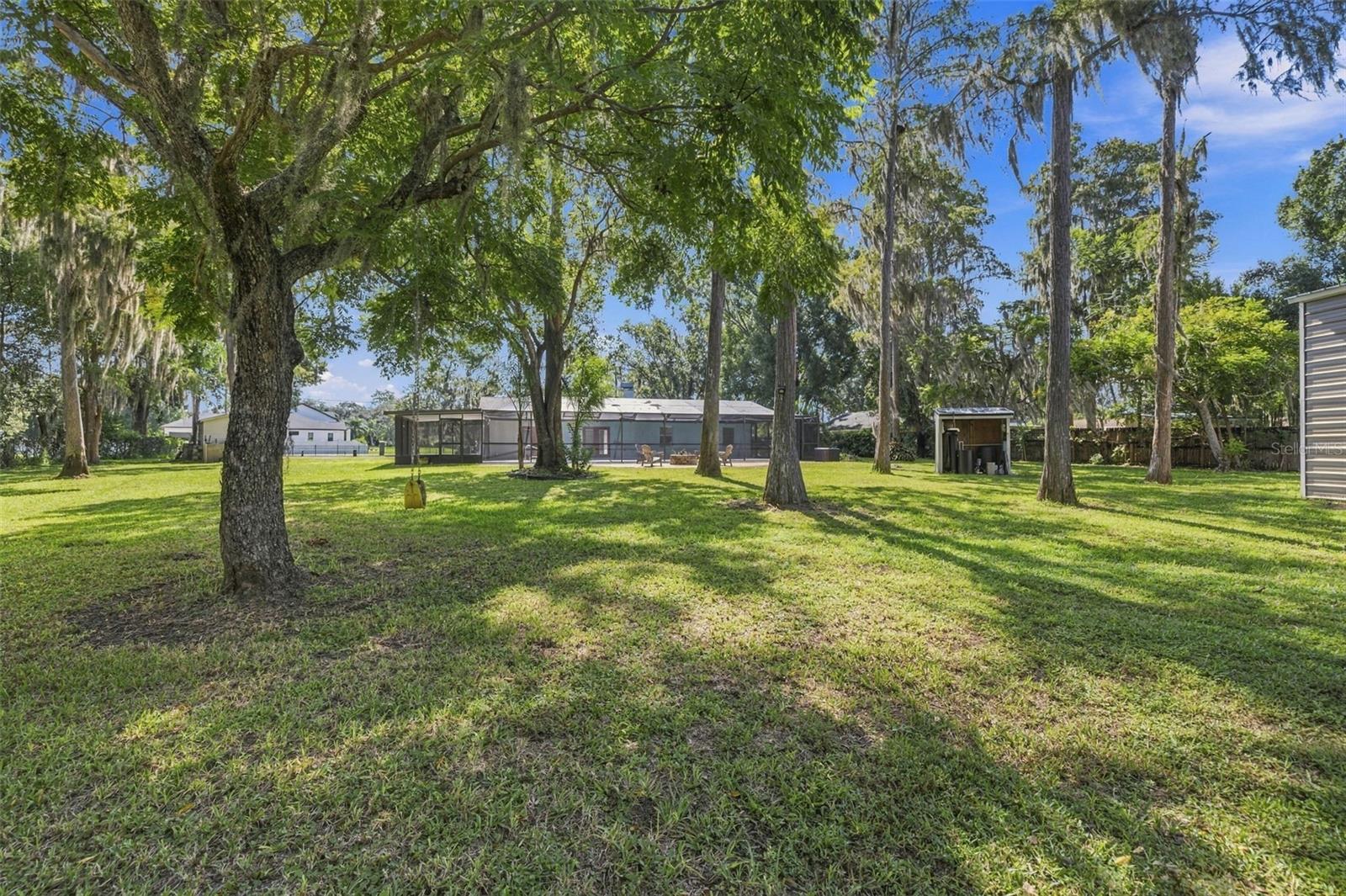18306 CRAWLEY RD — photo 40