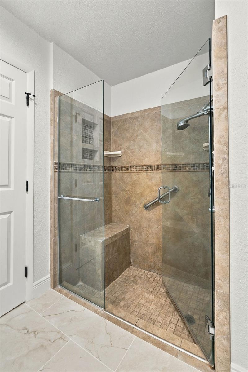 18306 CRAWLEY RD — photo 17