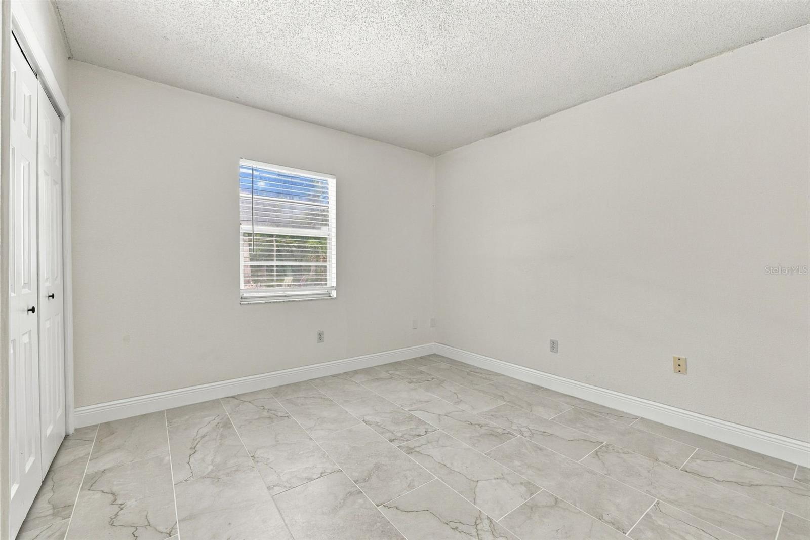 18306 CRAWLEY RD — photo 21
