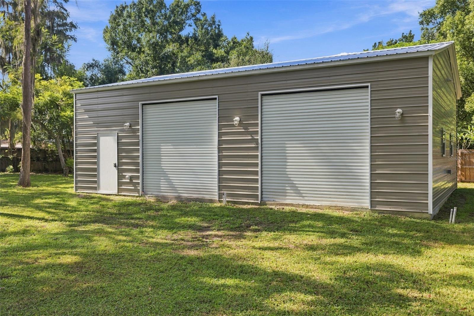 18306 CRAWLEY RD — photo 33