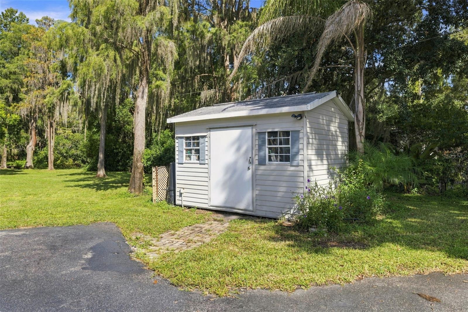 18306 CRAWLEY RD — photo 41