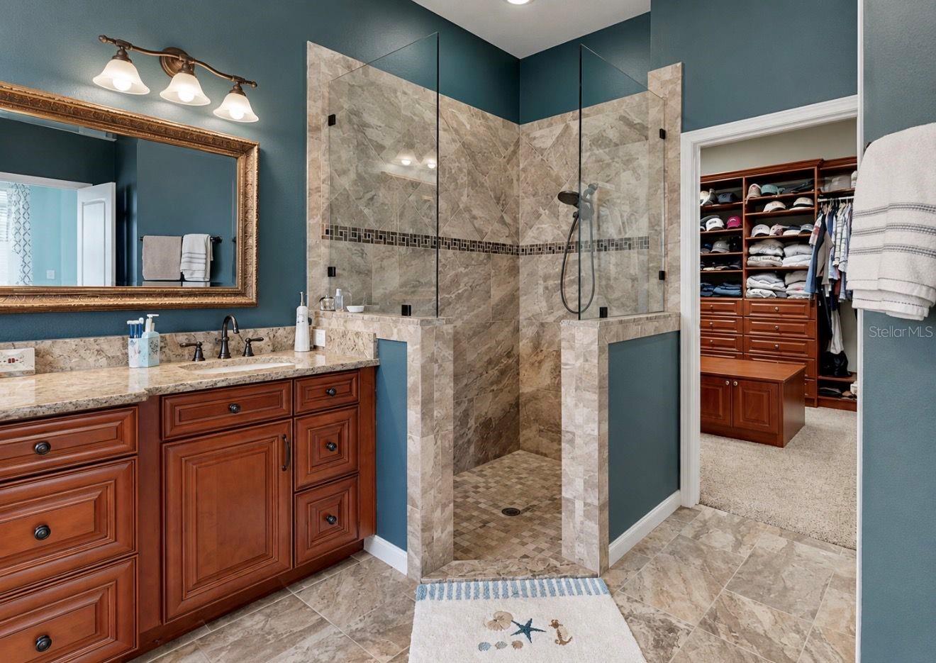 542 ISLEBAY DR — photo 23