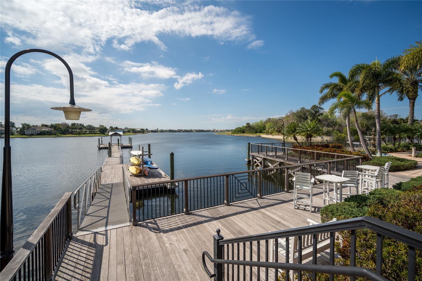 542 ISLEBAY DR — photo 65