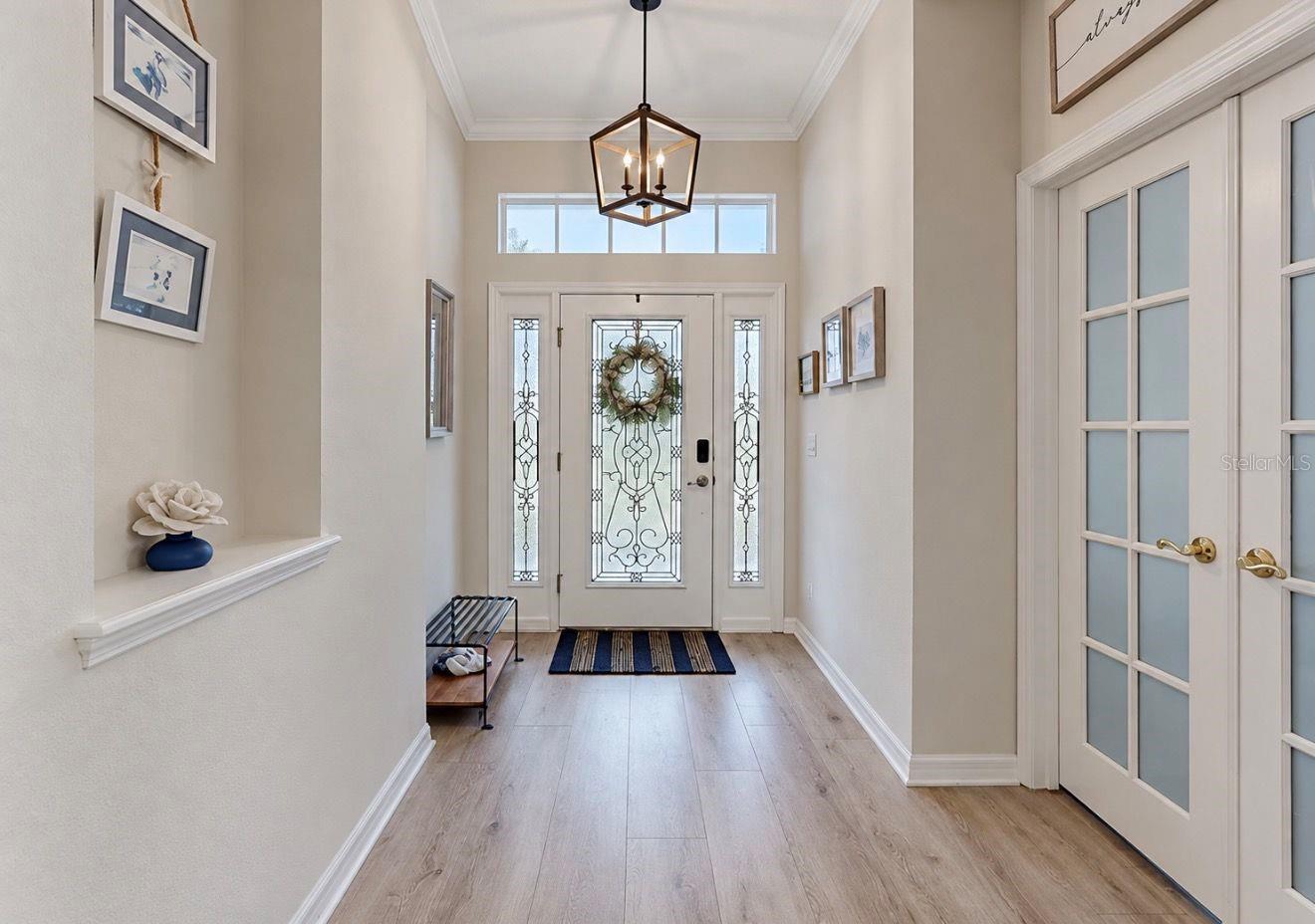 542 ISLEBAY DR — photo 2