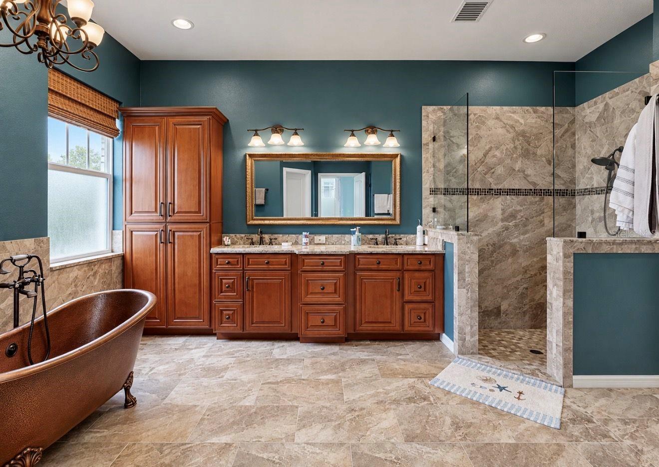 542 ISLEBAY DR — photo 24