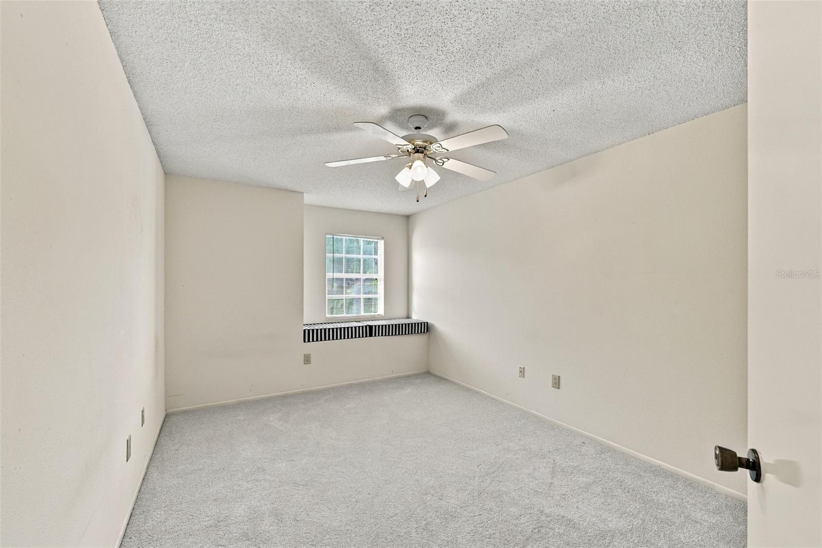 11109 CLAYRIDGE DR — photo 21
