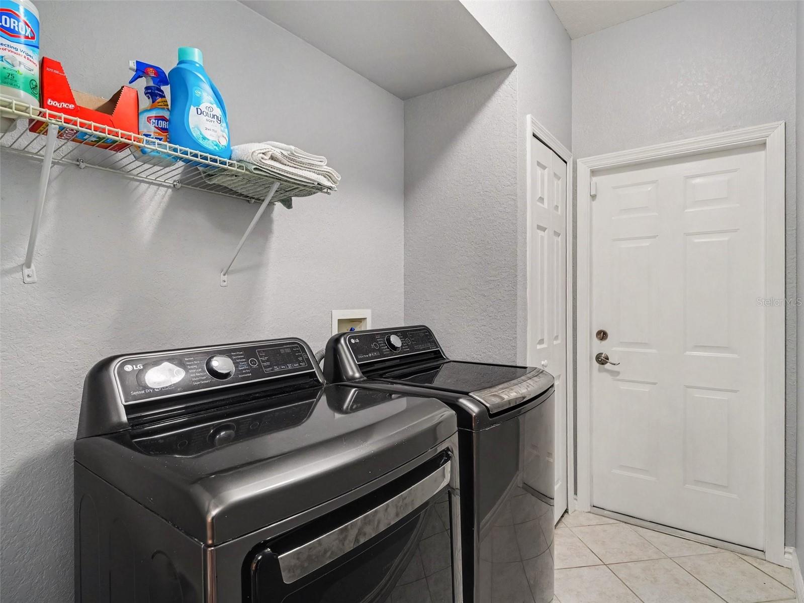 1380 WASHINGTON DR — photo 26