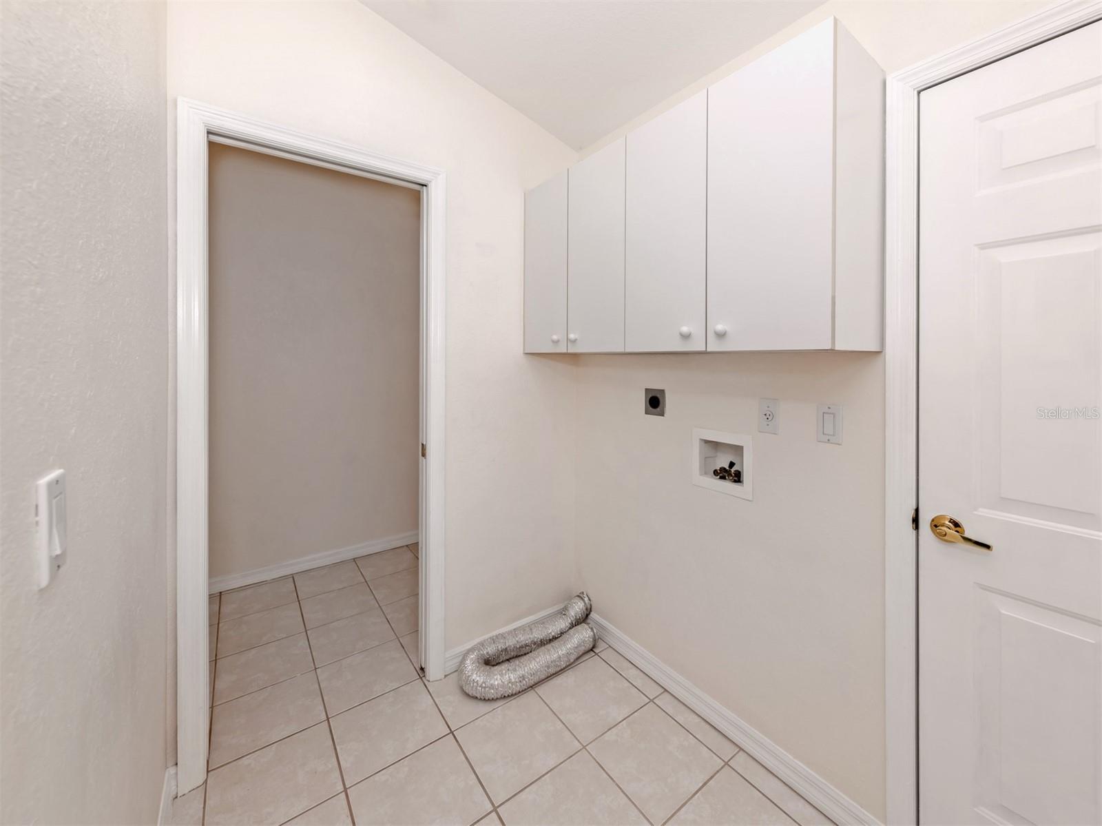 4265 FAIRWAY DR — photo 22