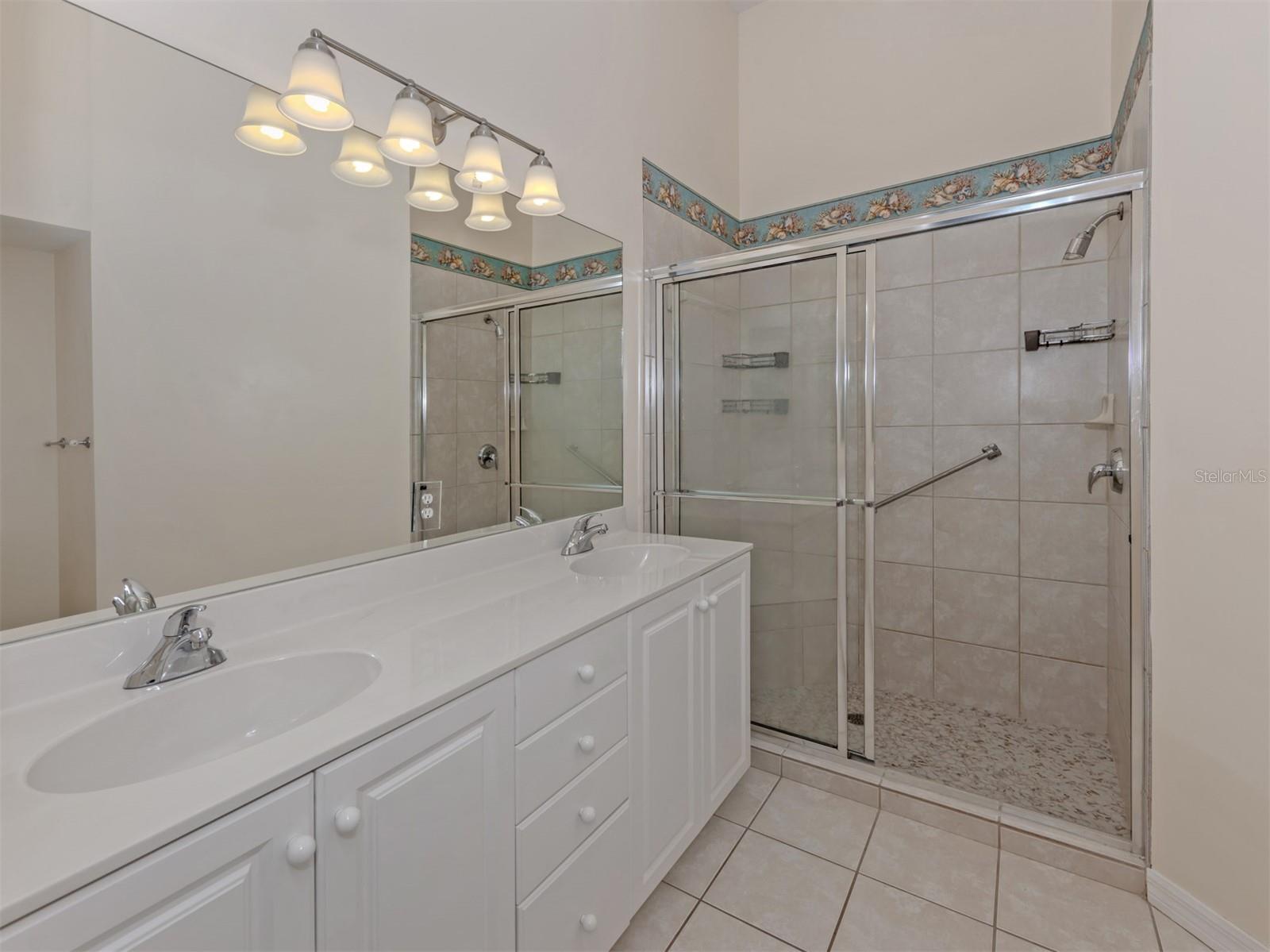 4265 FAIRWAY DR — photo 19