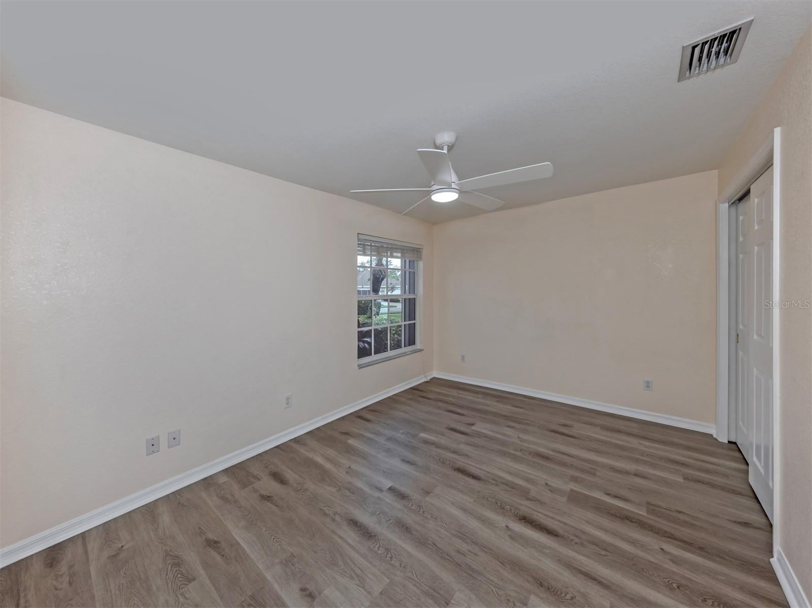 4265 FAIRWAY DR — photo 20