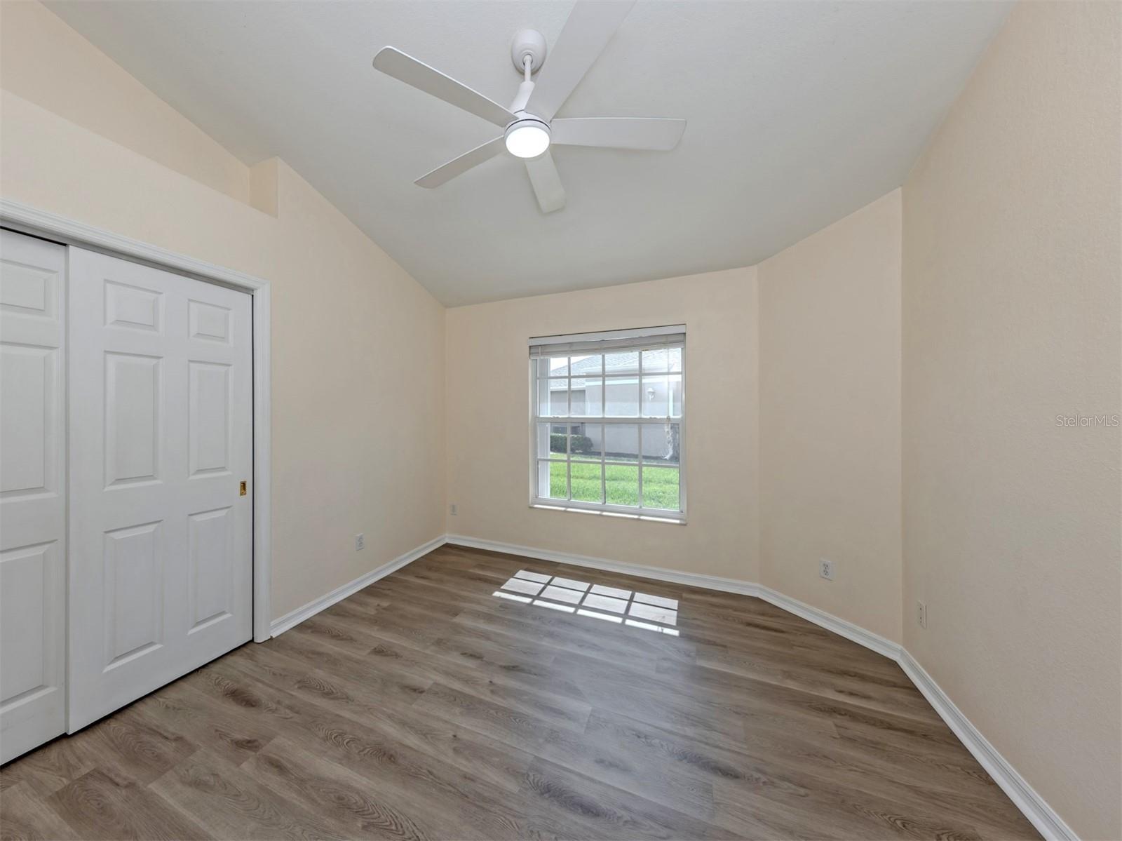 4265 FAIRWAY DR — photo 16