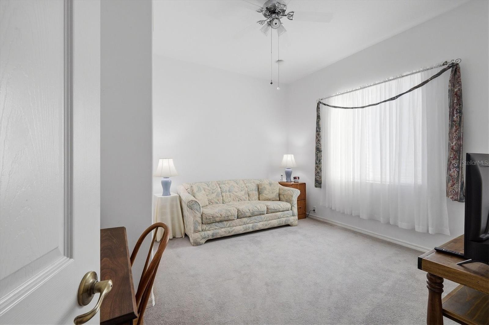 750 HARMONY LN — photo 31