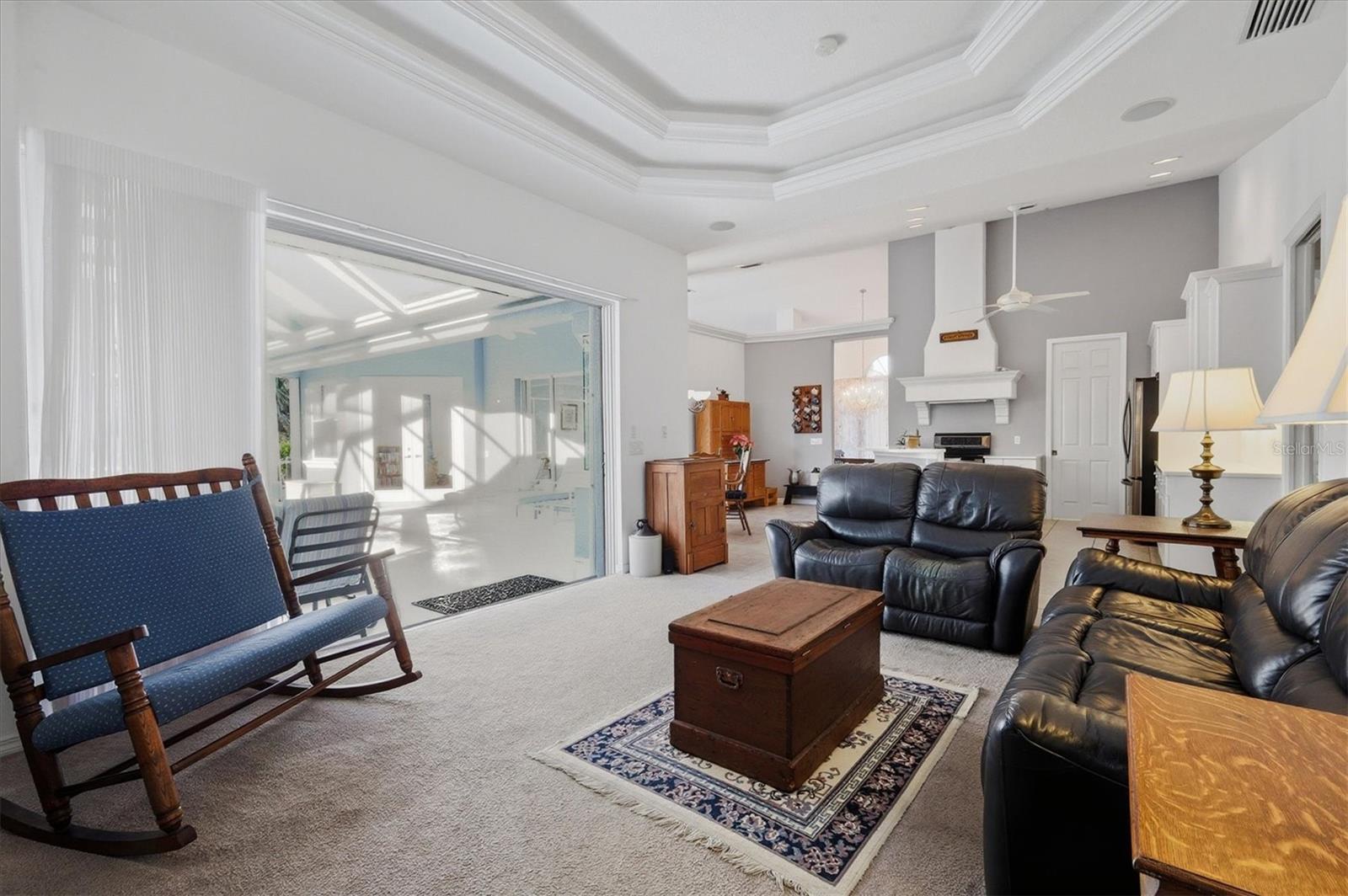750 HARMONY LN — photo 24