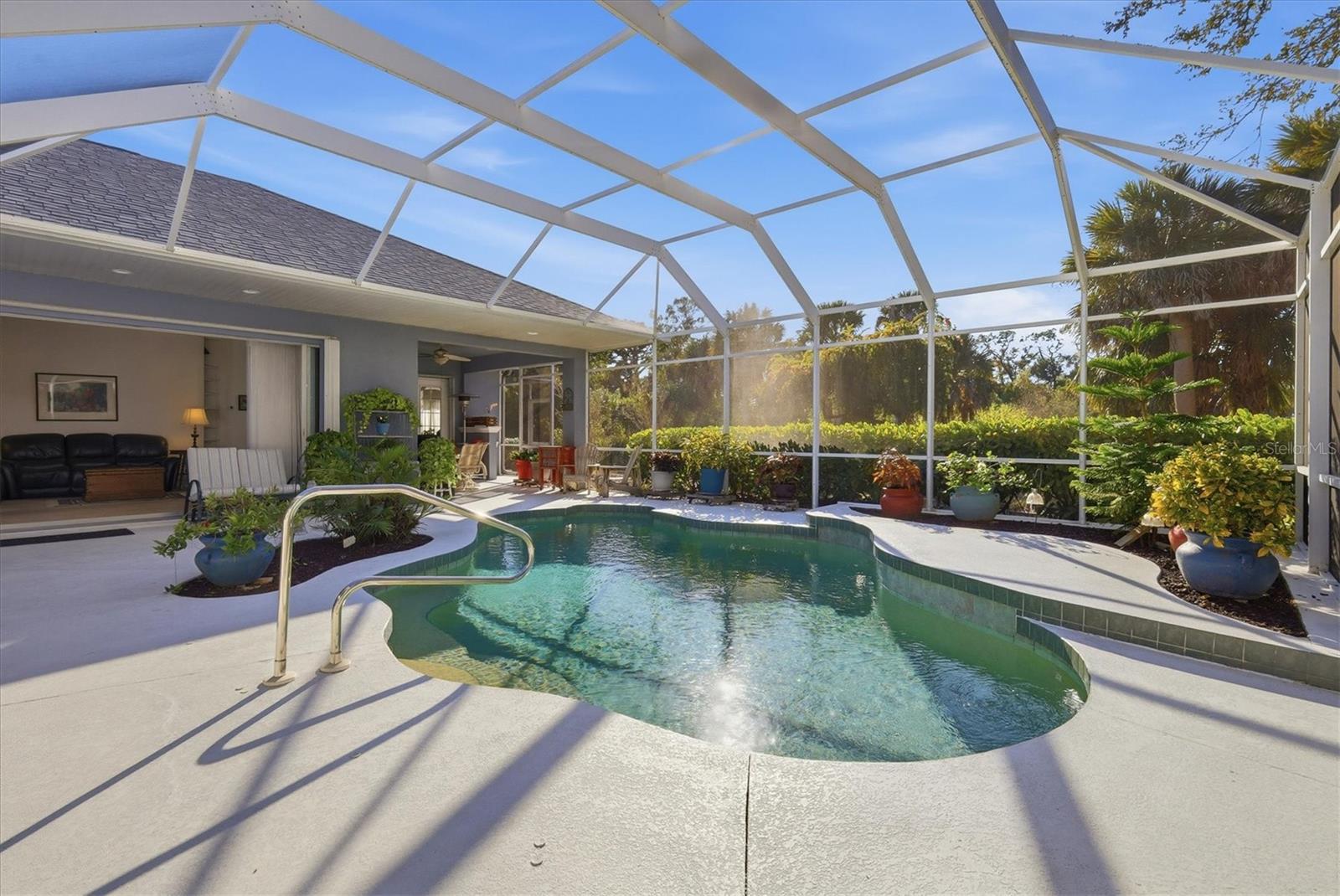750 HARMONY LN — photo 37