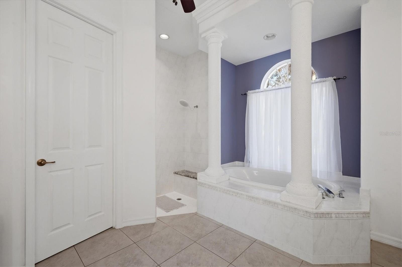 750 HARMONY LN — photo 27
