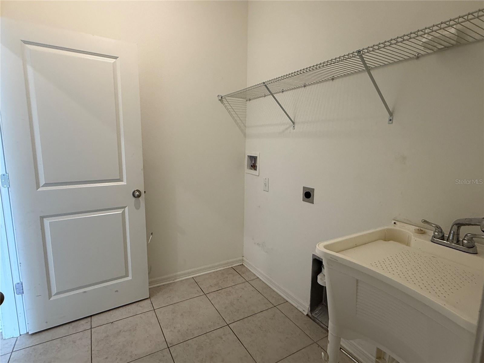 13933 NESBIT CT — photo 30
