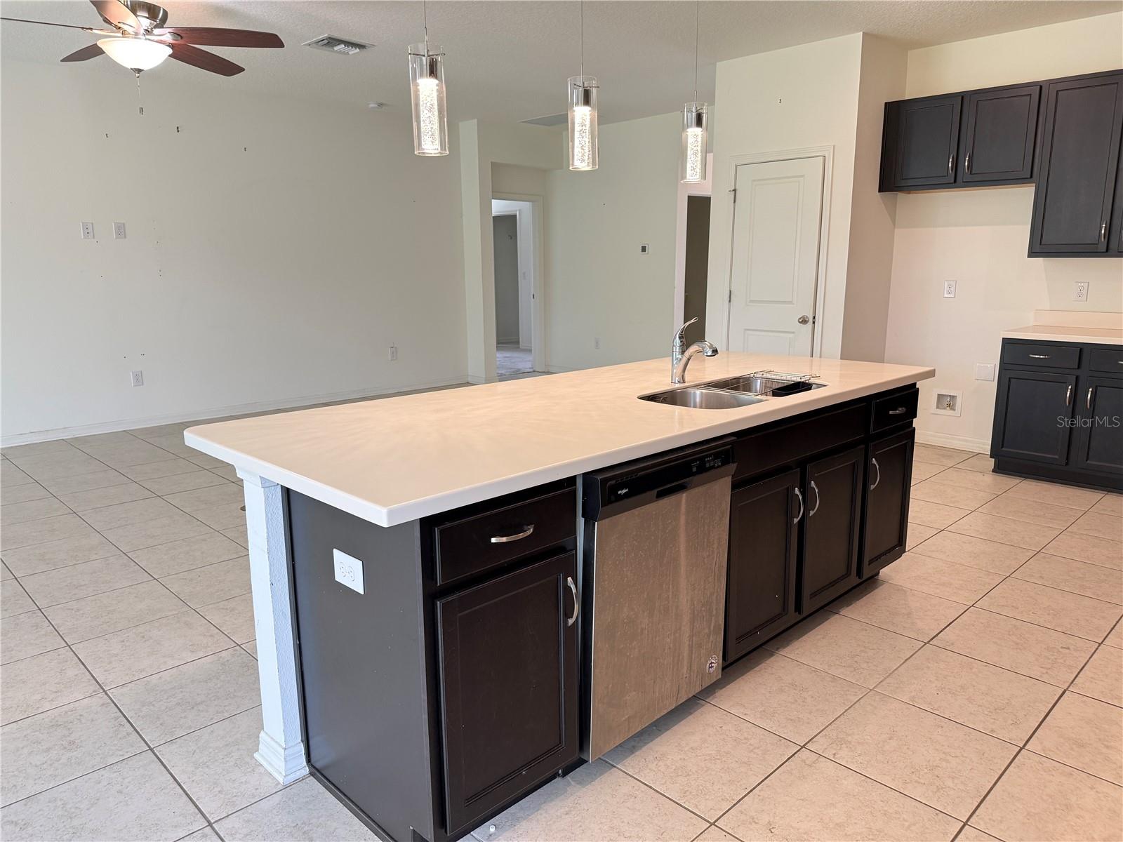 13933 NESBIT CT — photo 13