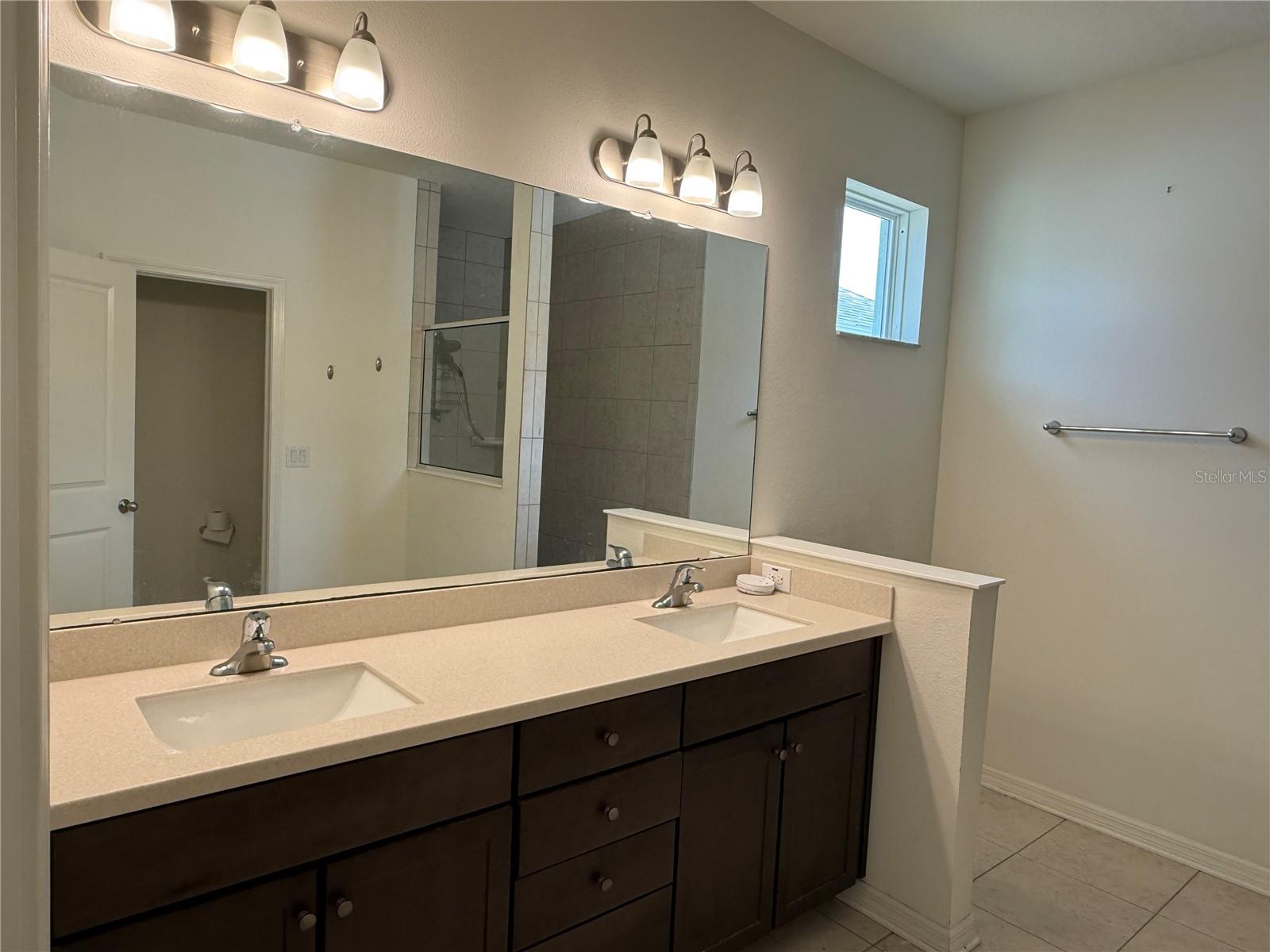 13933 NESBIT CT — photo 18