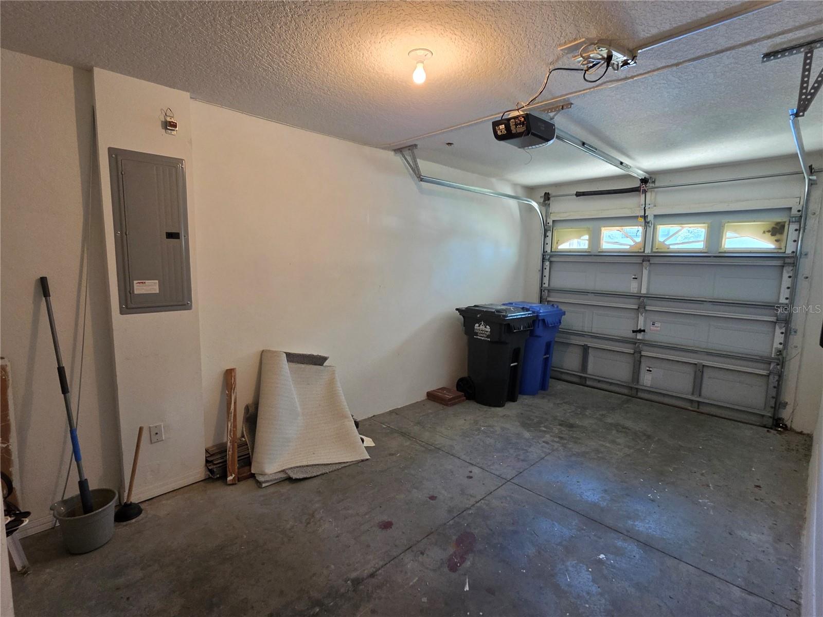 2425 MIDDLETON GROVE DR — photo 6