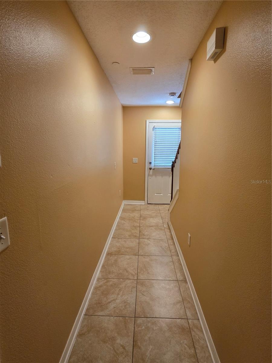 2425 MIDDLETON GROVE DR — photo 5