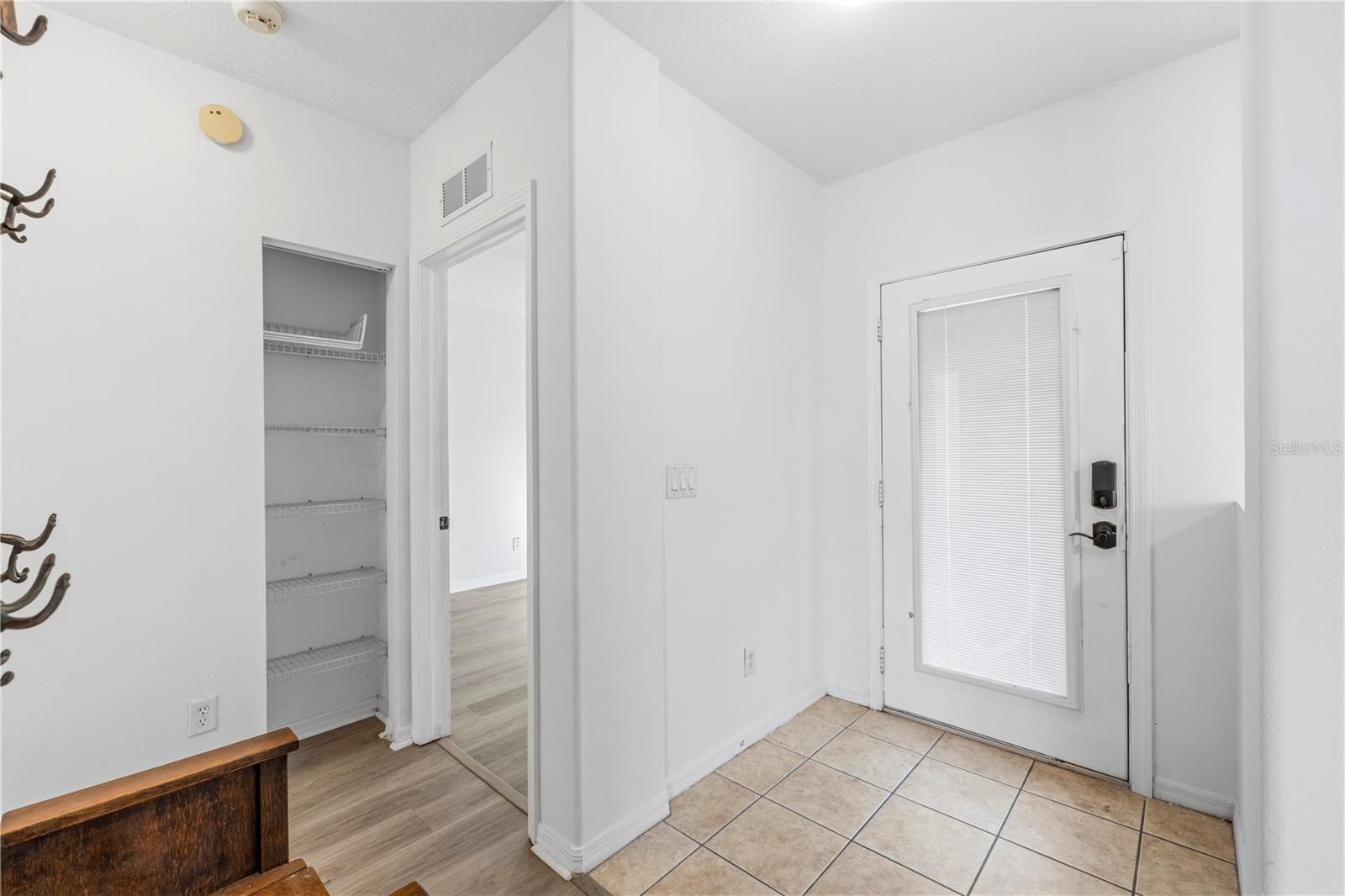 605 CYPRESS PARK AVE — photo 21