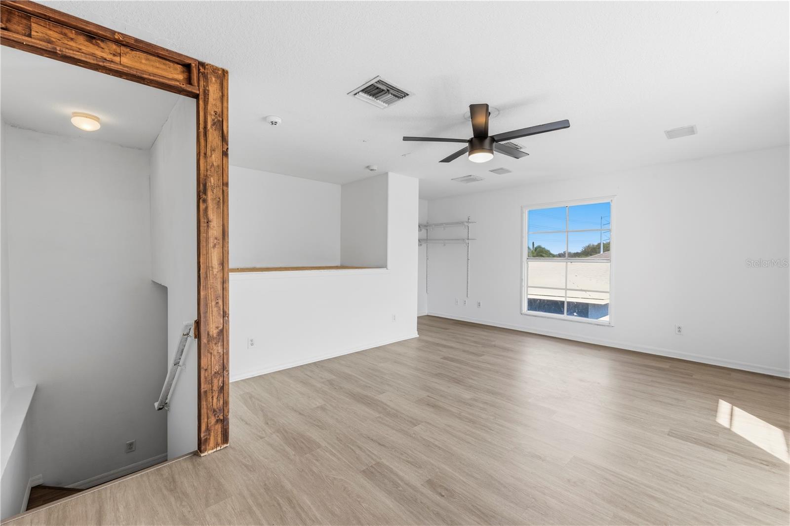 605 CYPRESS PARK AVE — photo 36