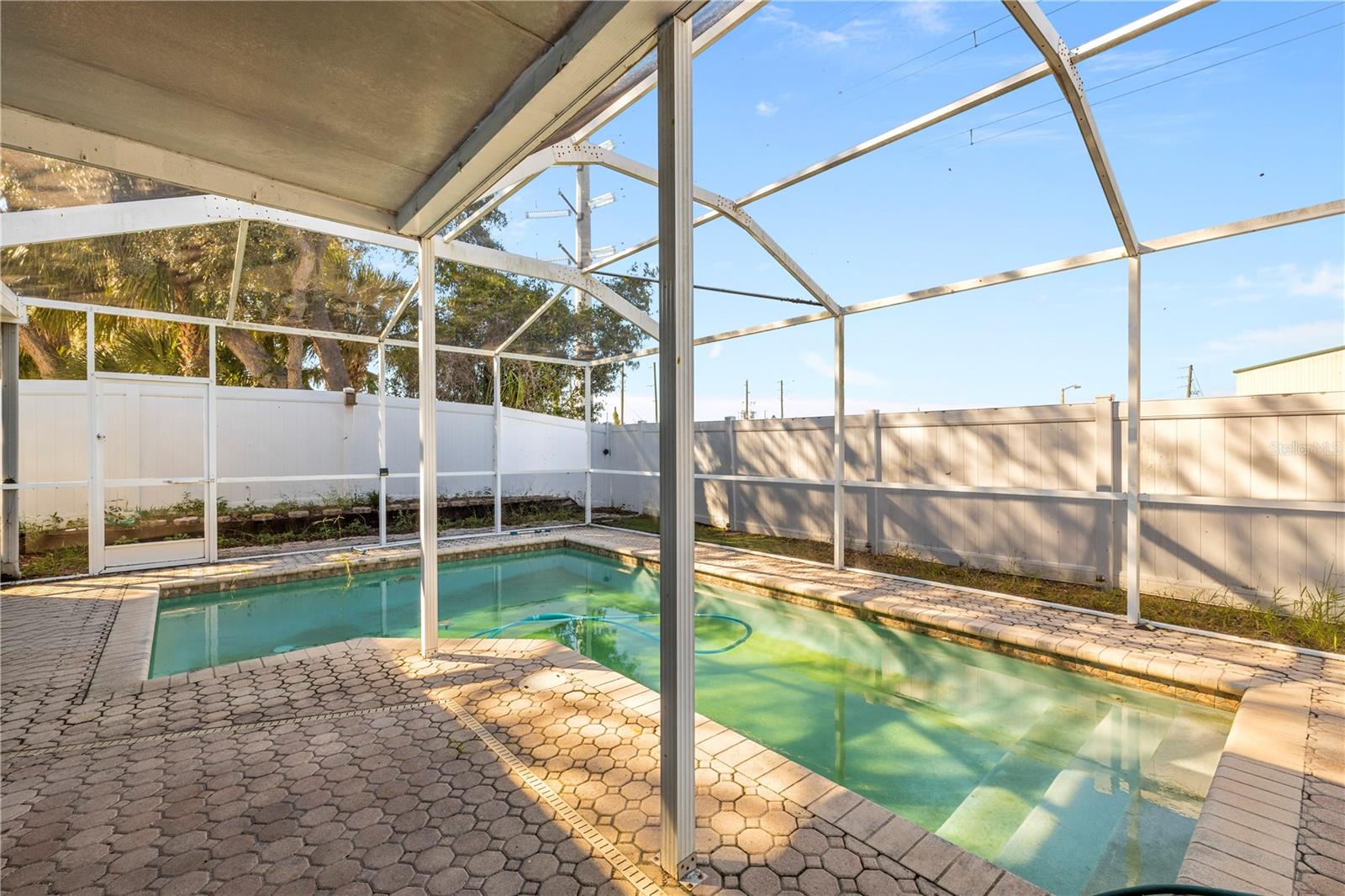 605 CYPRESS PARK AVE — photo 42