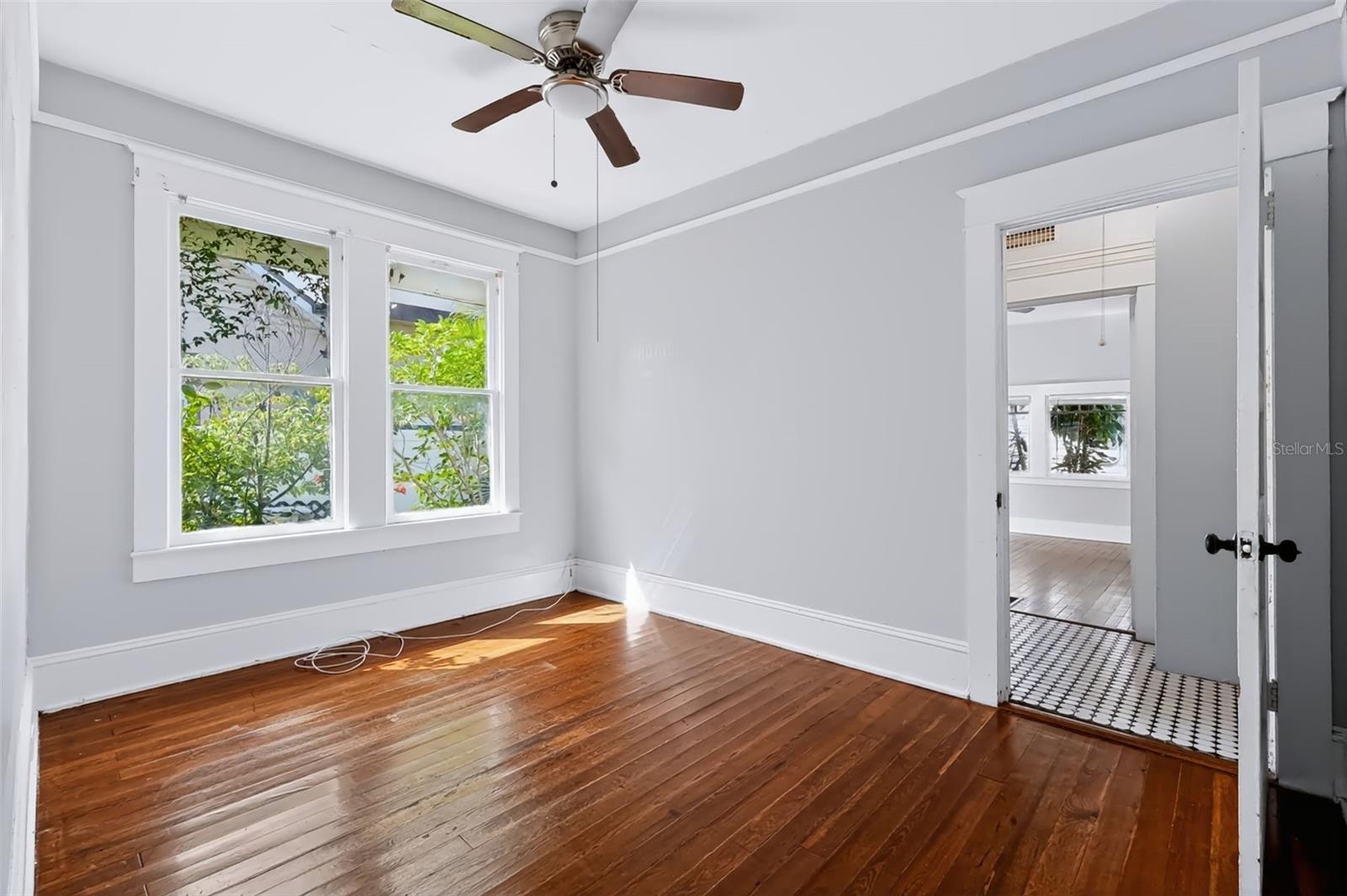 208 VINE AVE #1,2,3,4 — photo 9