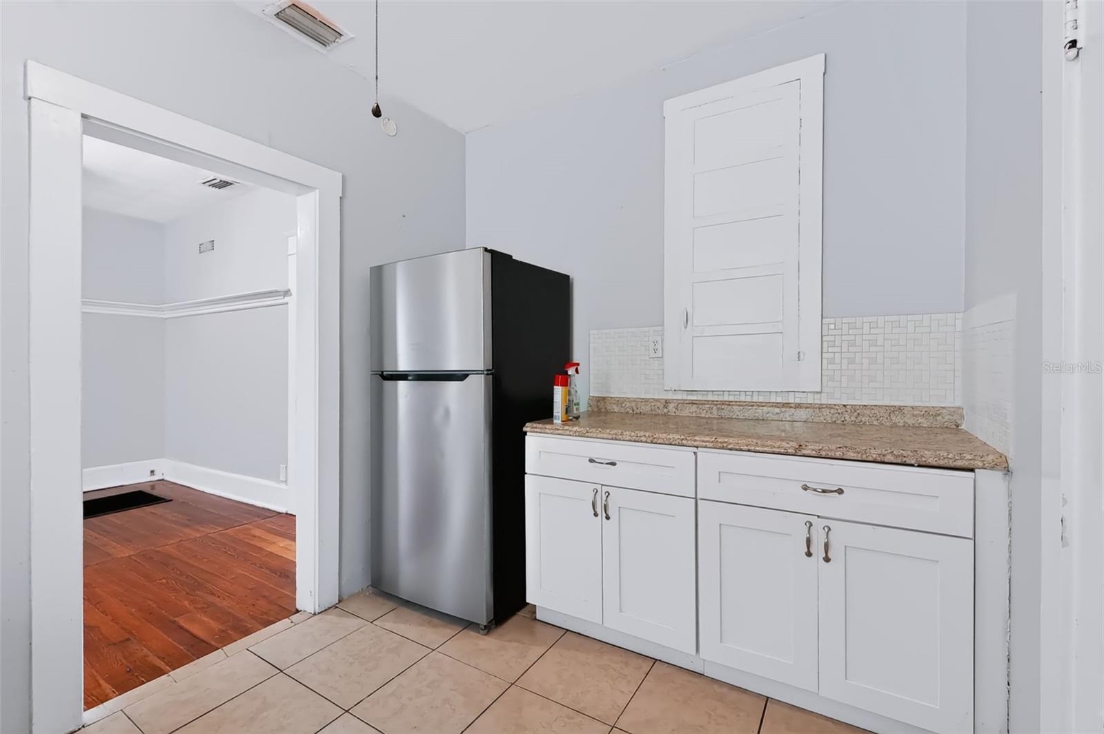 208 VINE AVE #1,2,3,4 — photo 21