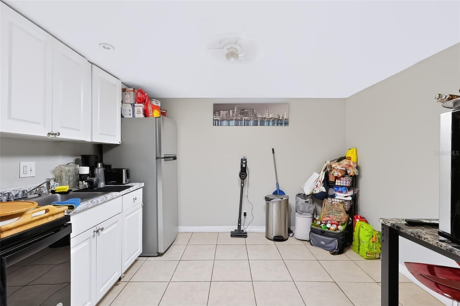 208 VINE AVE #1,2,3,4 — photo 47