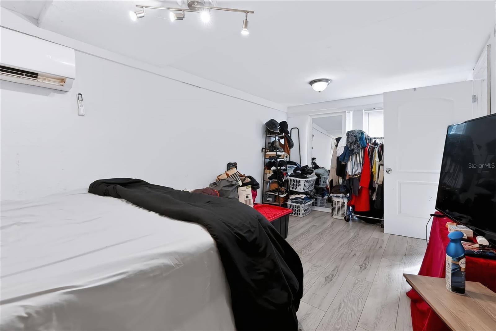 208 VINE AVE #1,2,3,4 — photo 52