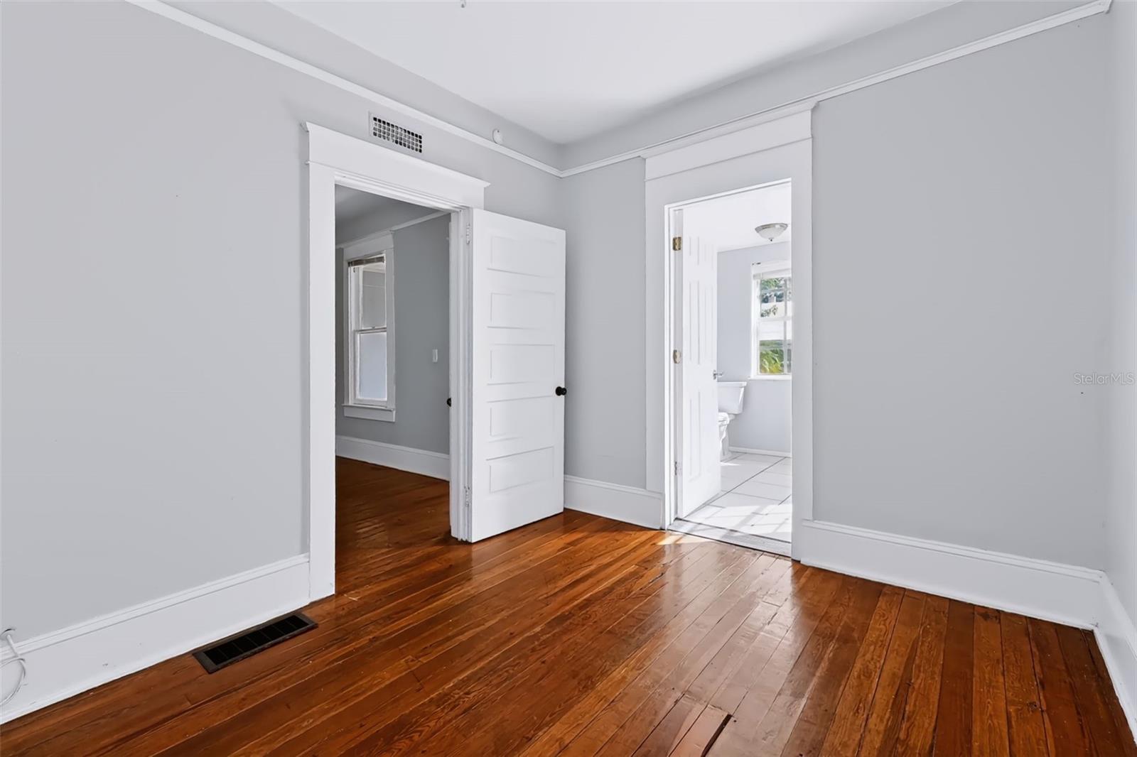 208 VINE AVE #1,2,3,4 — photo 16