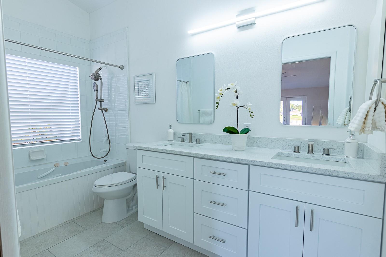 5809 GARDEN LAKES MAJESTIC — photo 16