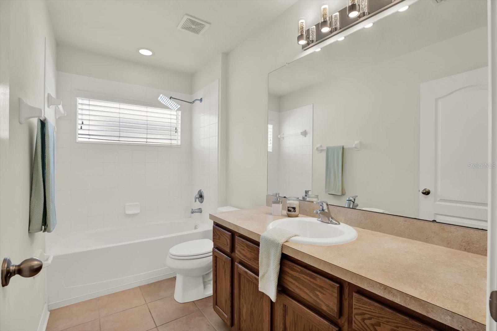7127 FOREST MERE DR — photo 44