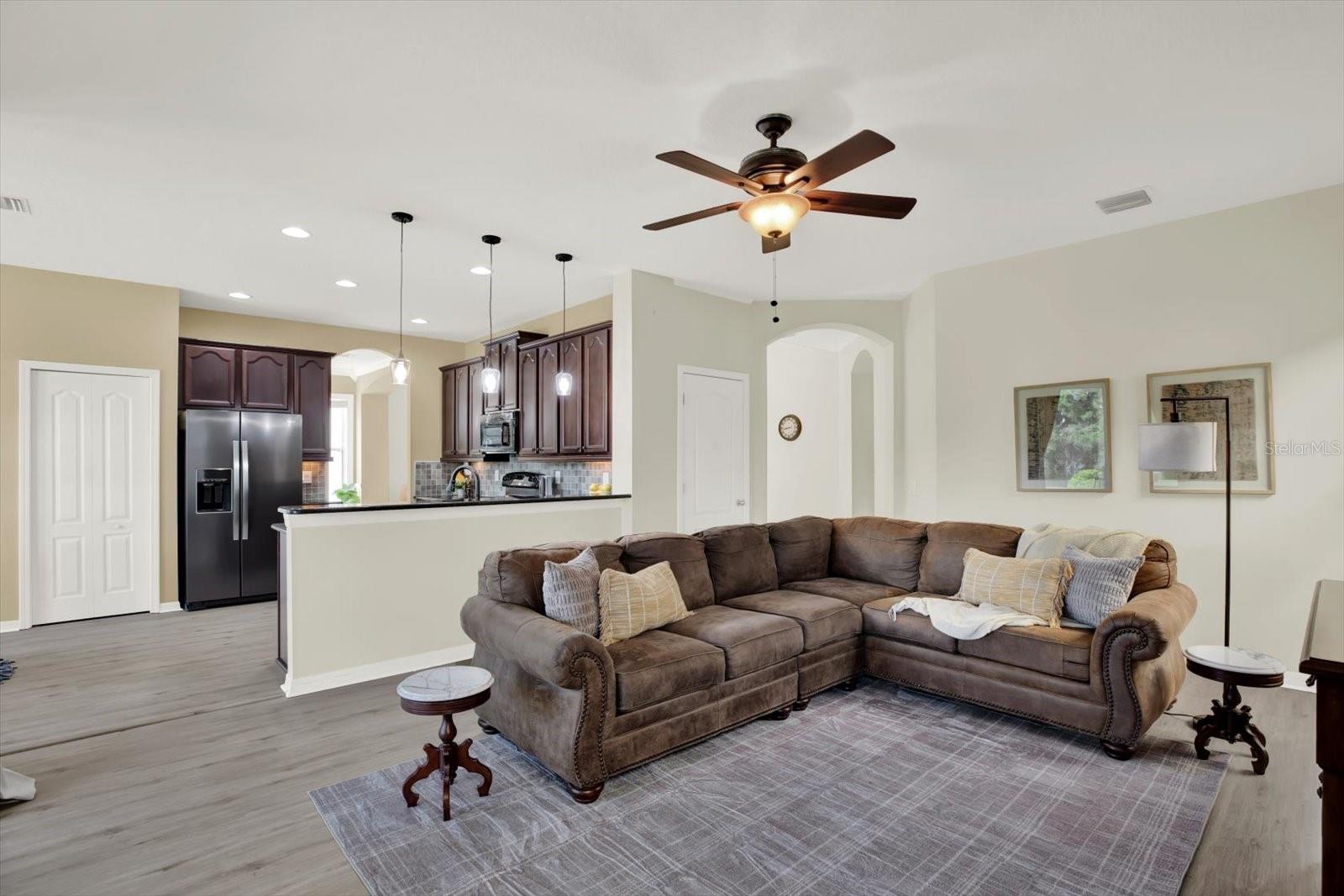 7127 FOREST MERE DR — photo 24