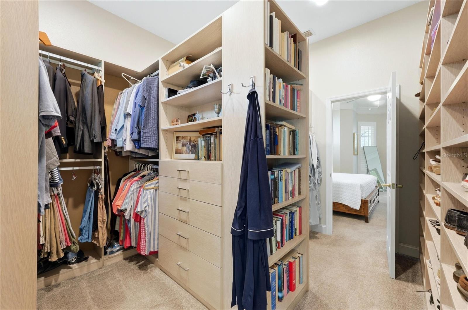 7660 HARRINGTON LN — photo 34