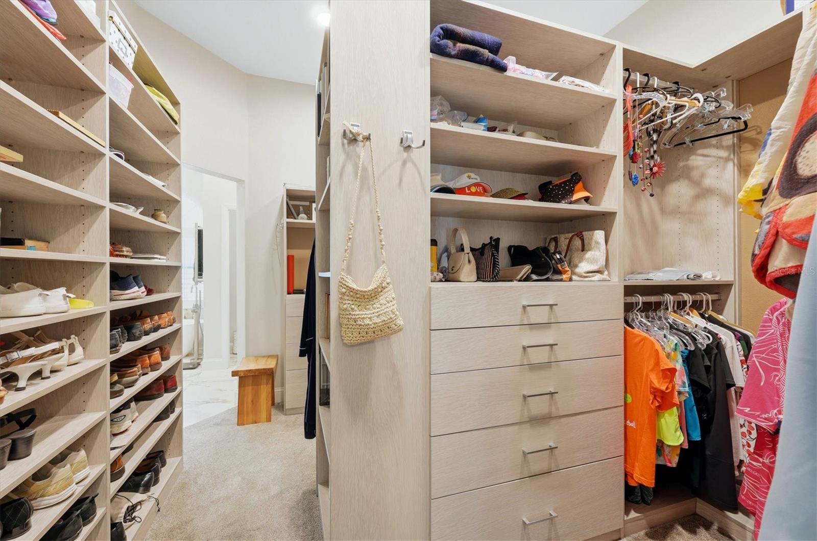 7660 HARRINGTON LN — photo 33