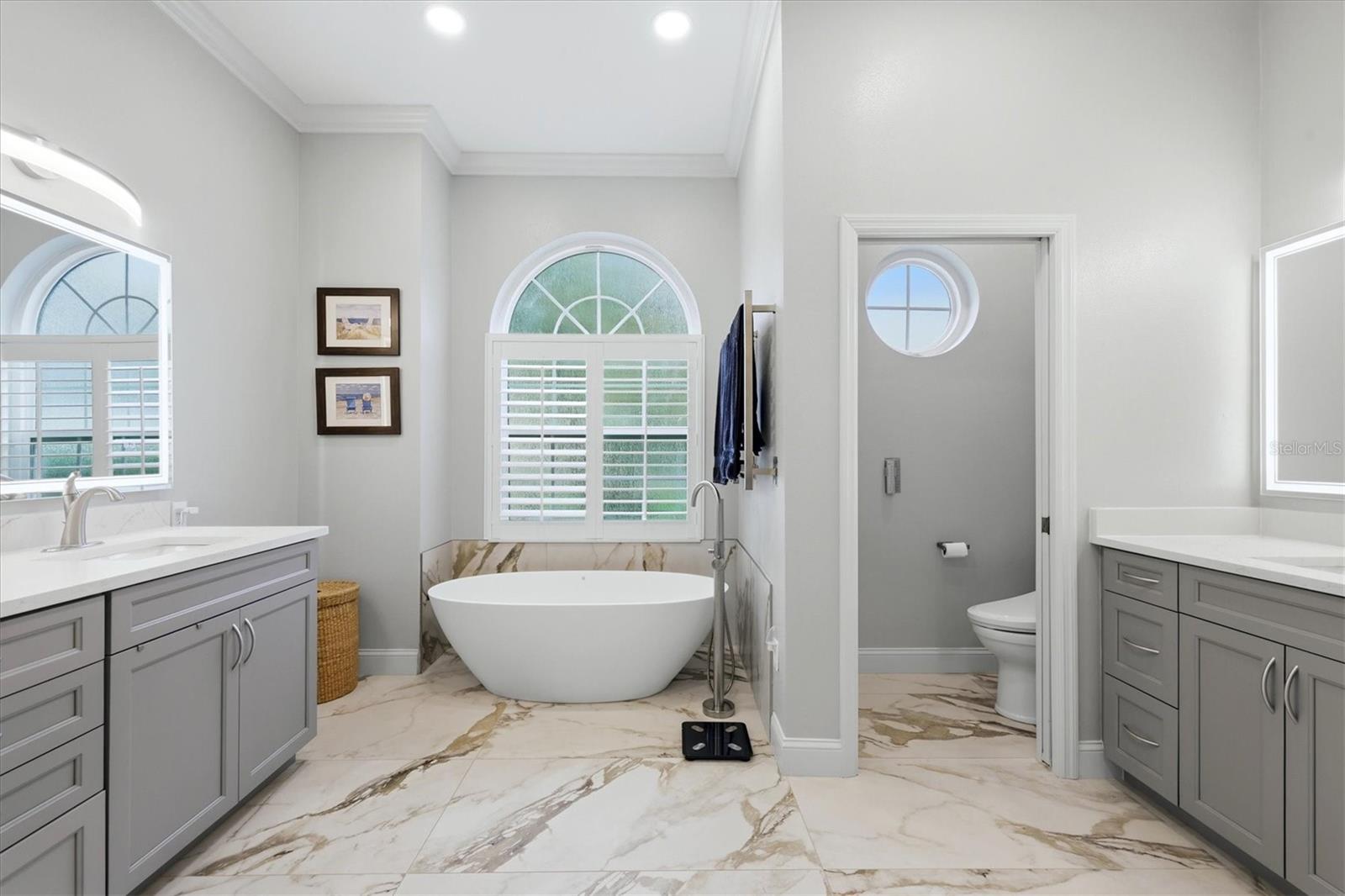 7660 HARRINGTON LN — photo 28