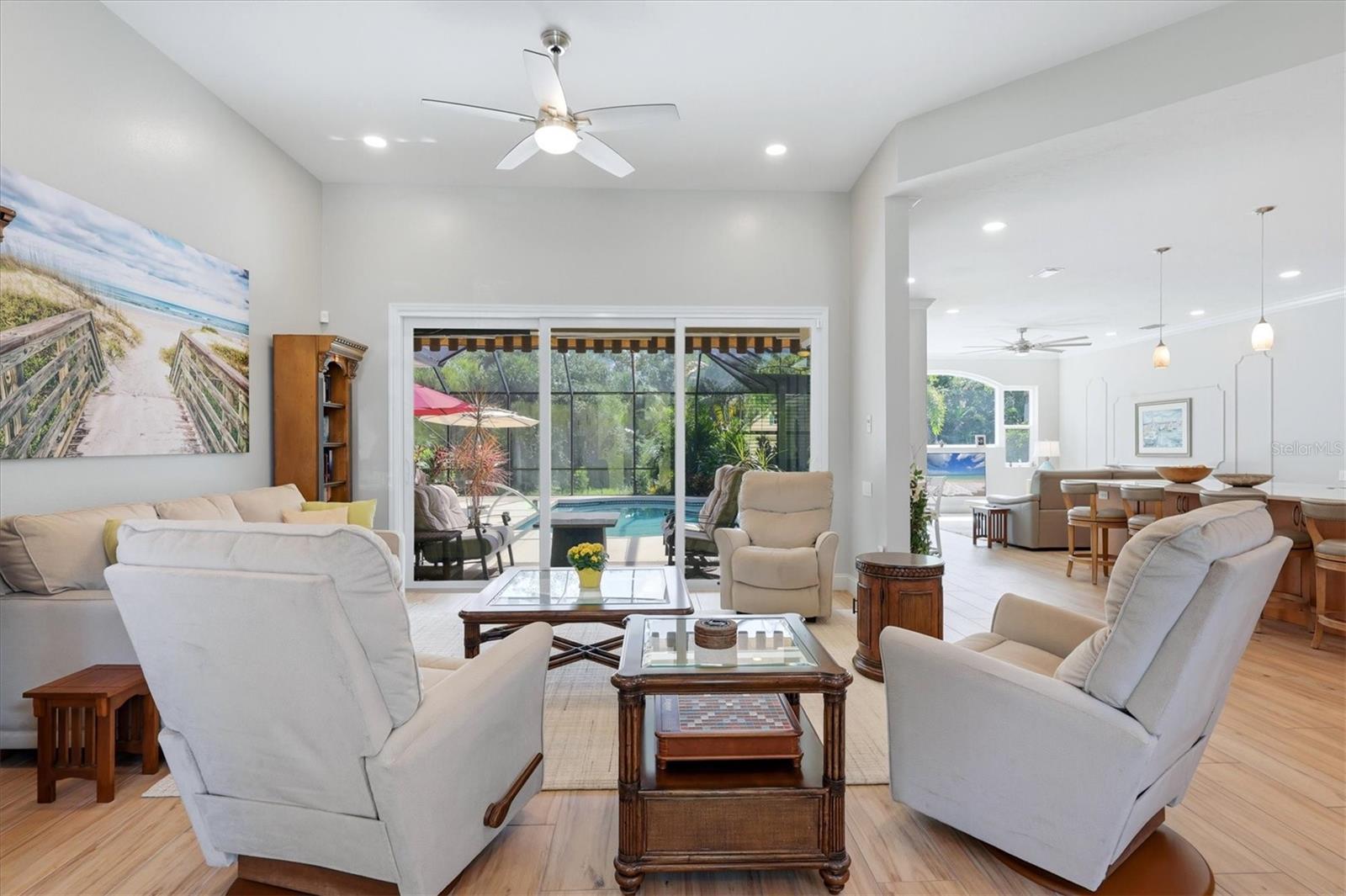 7660 HARRINGTON LN — photo 15