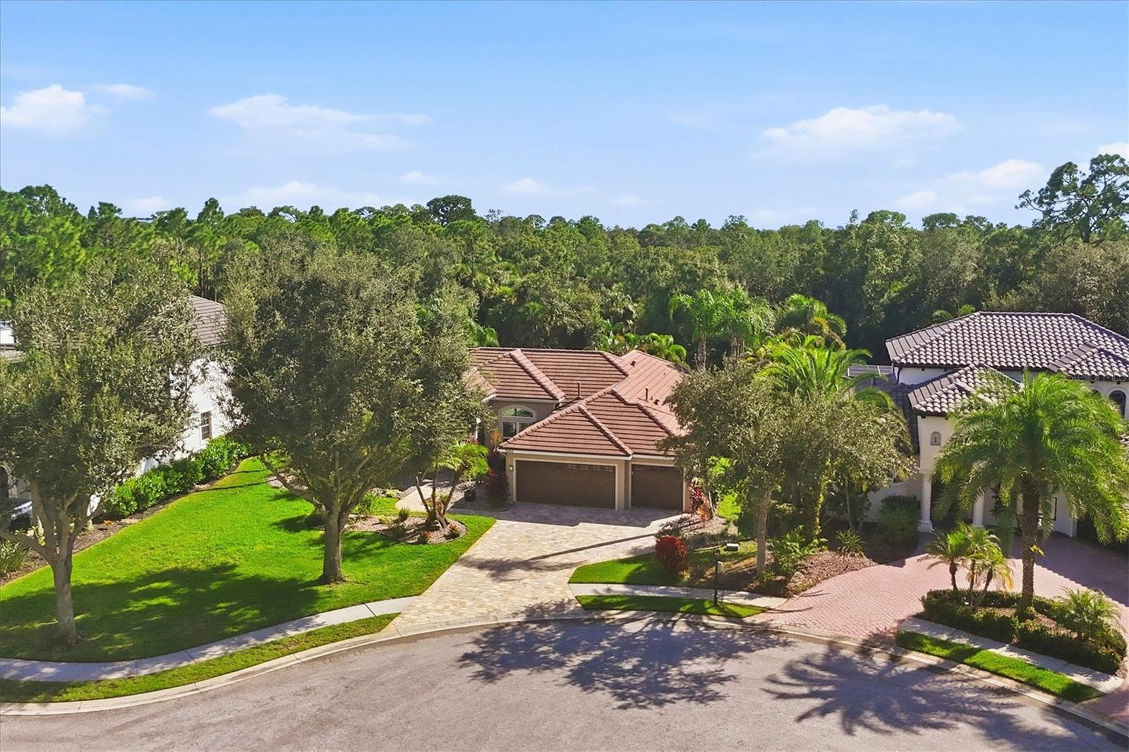 7660 HARRINGTON LN — photo 3