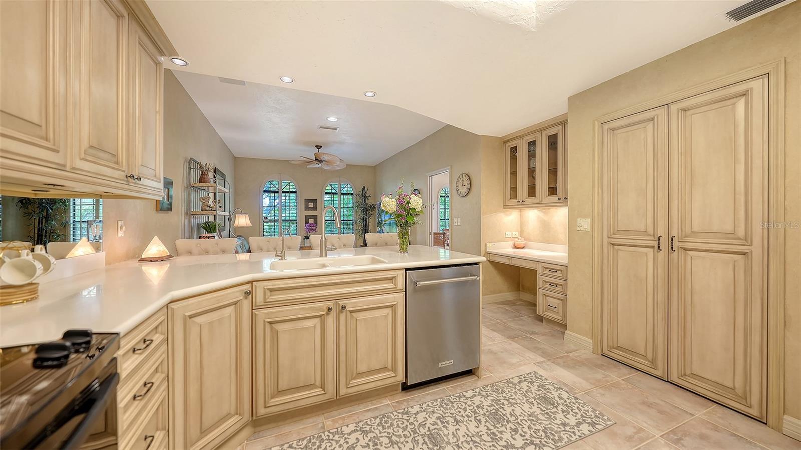 4543 LAS BRISAS LN — photo 20