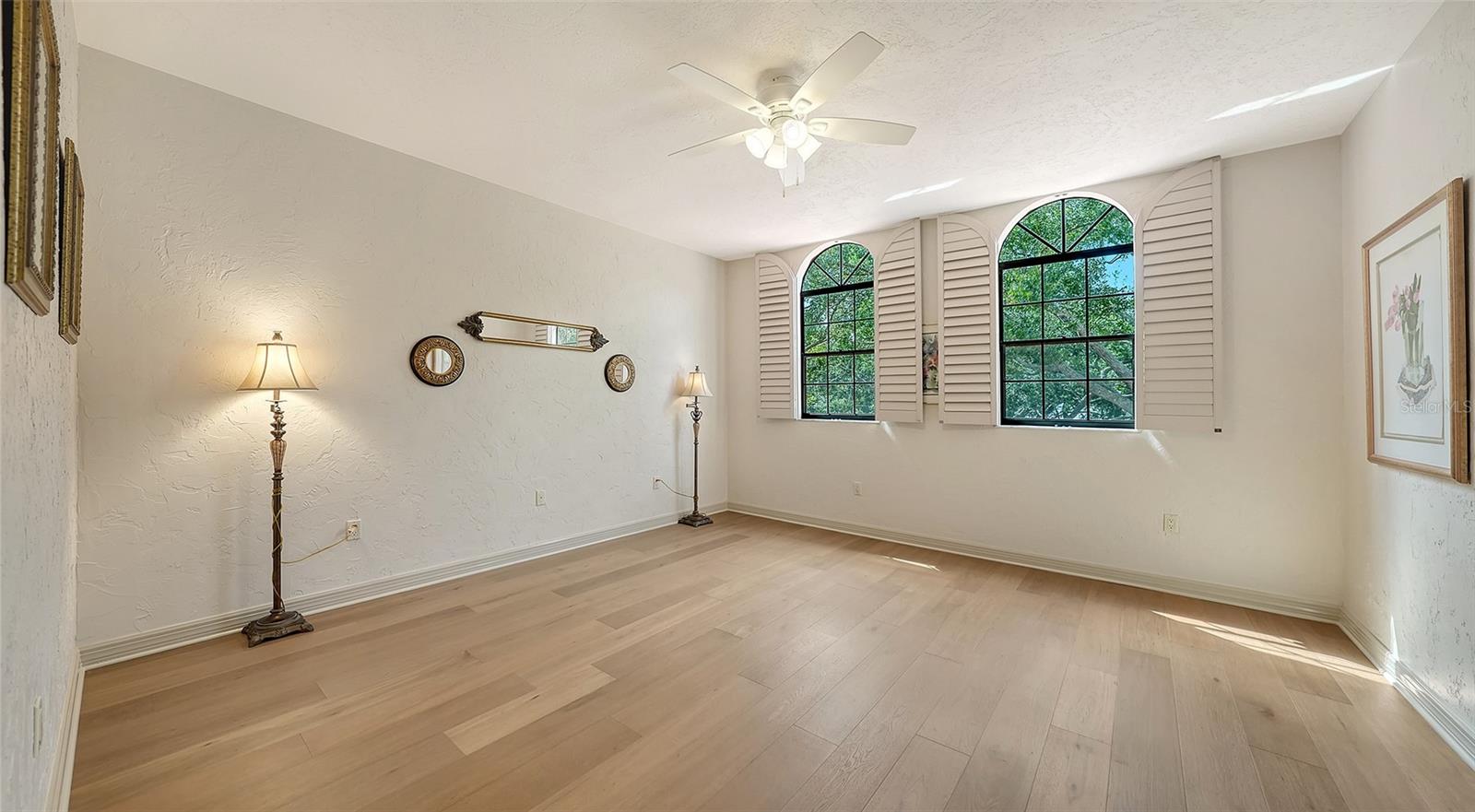 4543 LAS BRISAS LN — photo 33