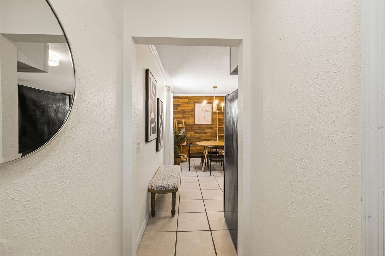 6010 N DEXTER AVE — photo 2